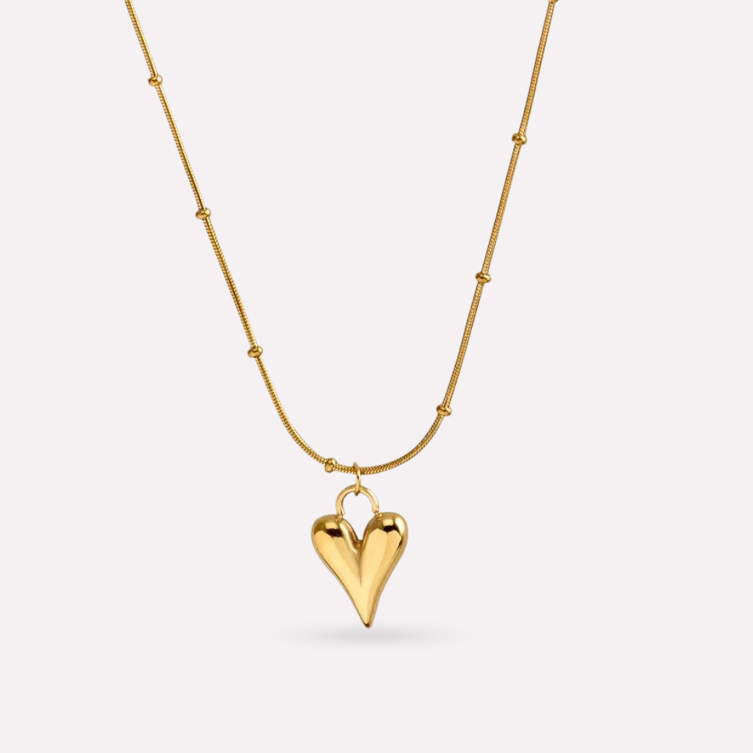 Amoura Necklace